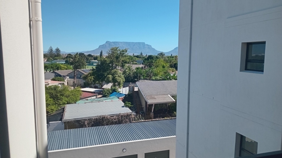 2 Bedroom Property for Sale in Table View Western Cape